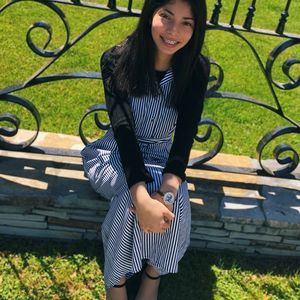 Meet your Posher, Laura